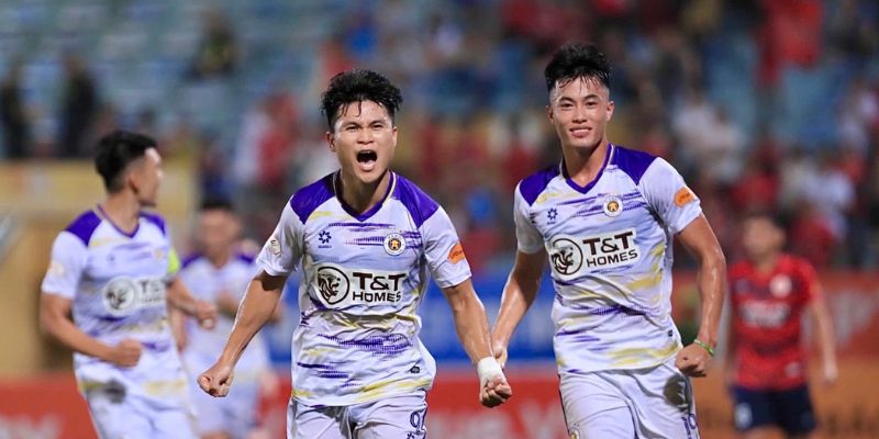 Mỗi đội tuyển sẽ thi 2 lượt gồm đi lẫn về